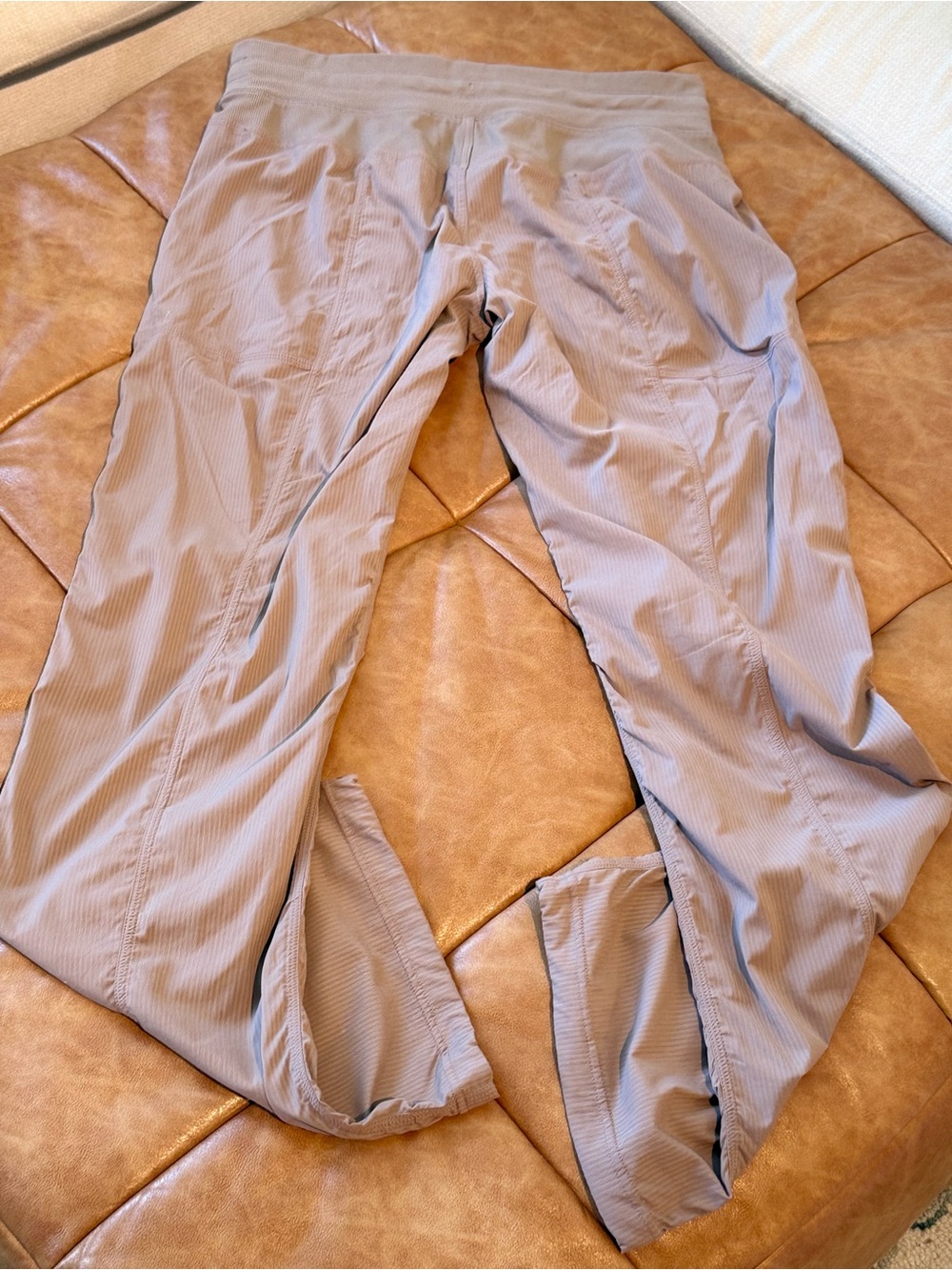 Lululemon Dance Studio Mid-Rise pants - Picture 4 of 5